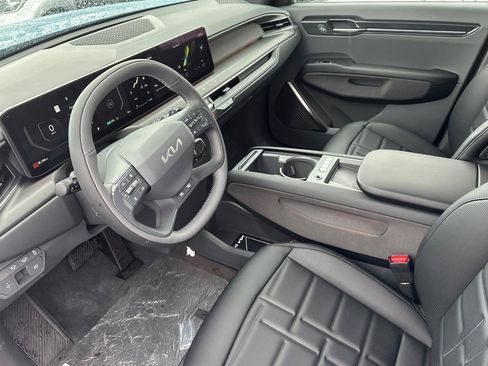 New 2026 Kia EV9 Land image 10