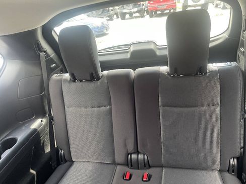 Used 2019 Nissan Pathfinder S AWD/4WD image 20