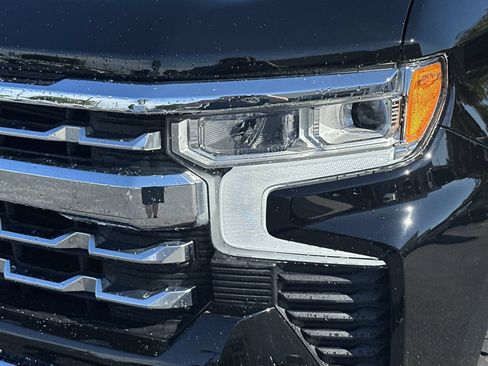 Used 2024 Chevrolet Silverado 1500 LTZ w/ LTZ Convenience Package II AWD/4WD image 11