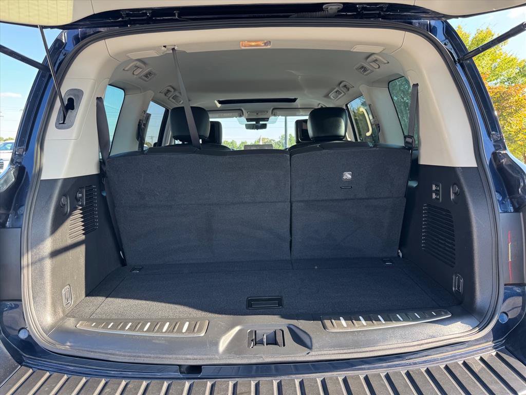 Used 2023 Nissan Armada Platinum w/ Captain's Chairs Package AWD/4WD image 10