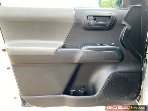 Used 2022 Toyota Tacoma SR w/ SX Package AWD/4WD image 22