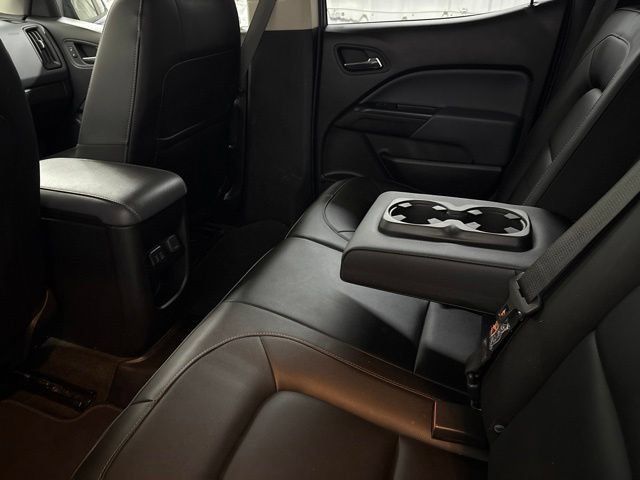 Used 2018 Chevrolet Colorado Z71 AWD/4WD image 17