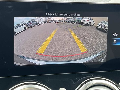 Certified 2023 Mercedes-Benz GLB 250 image 30