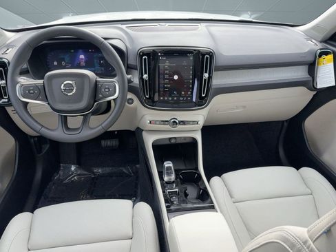 New 2026 Volvo XC40 B5 Plus w/ Protection Package Premier image 25