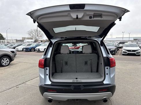 Used 2017 GMC Acadia SLT image 18