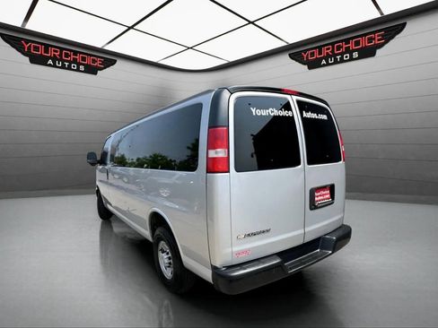 Used 2020 Chevrolet Express 3500 LS RWD image 6
