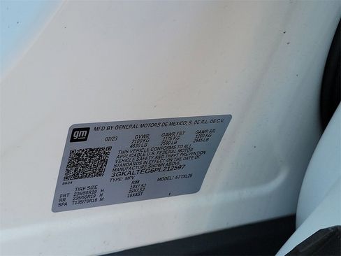 Used 2023 GMC Terrain SLE w/ Driver Convenience Package image 33