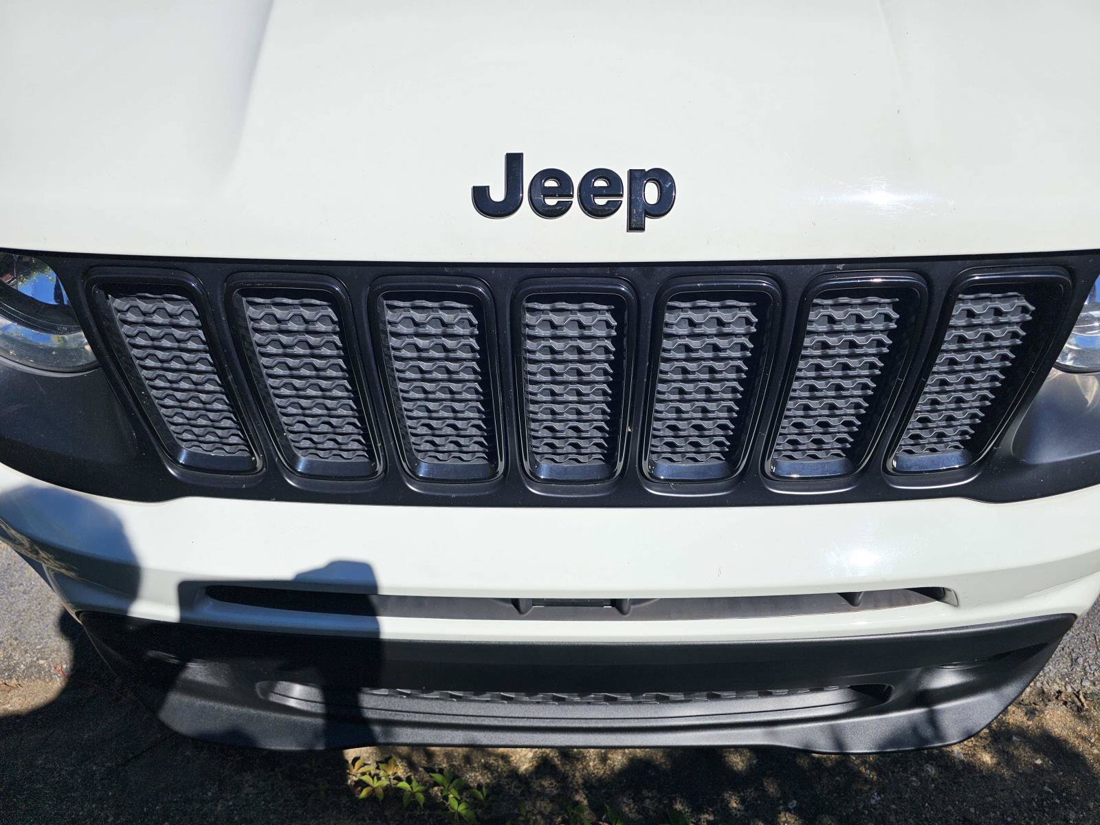 Used 2022 Jeep Renegade Altitude AWD/4WD image 6