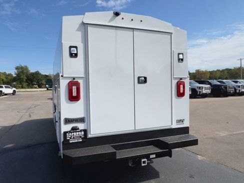 New 2025 GMC Savana 3500 w/ Power Convenience Package image 7