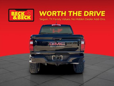 New 2025 GMC Canyon Elevation w/ Convenience Package image 7