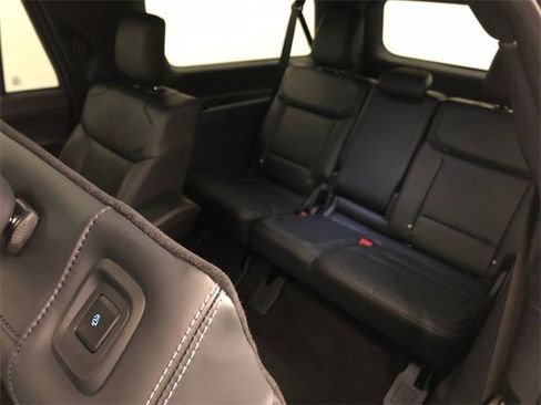 New 2025 Ford Expedition Max Platinum w/ Stealth Appearance Package image 39