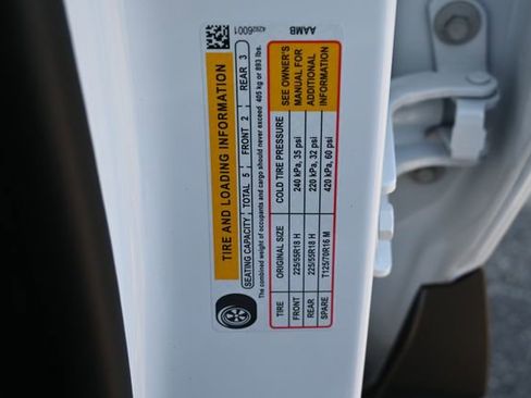 New 2026 Chevrolet Trax ACTIV w/ Sunroof Package image 30