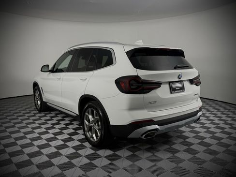 Used 2024 BMW X3 xDrive30i image 3