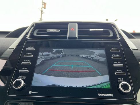 Certified 2022 Toyota Prius LE FWD image 27
