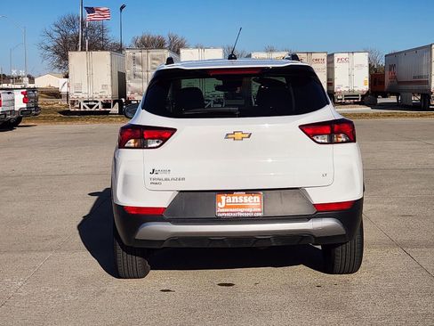 Used 2025 Chevrolet TrailBlazer LT image 7