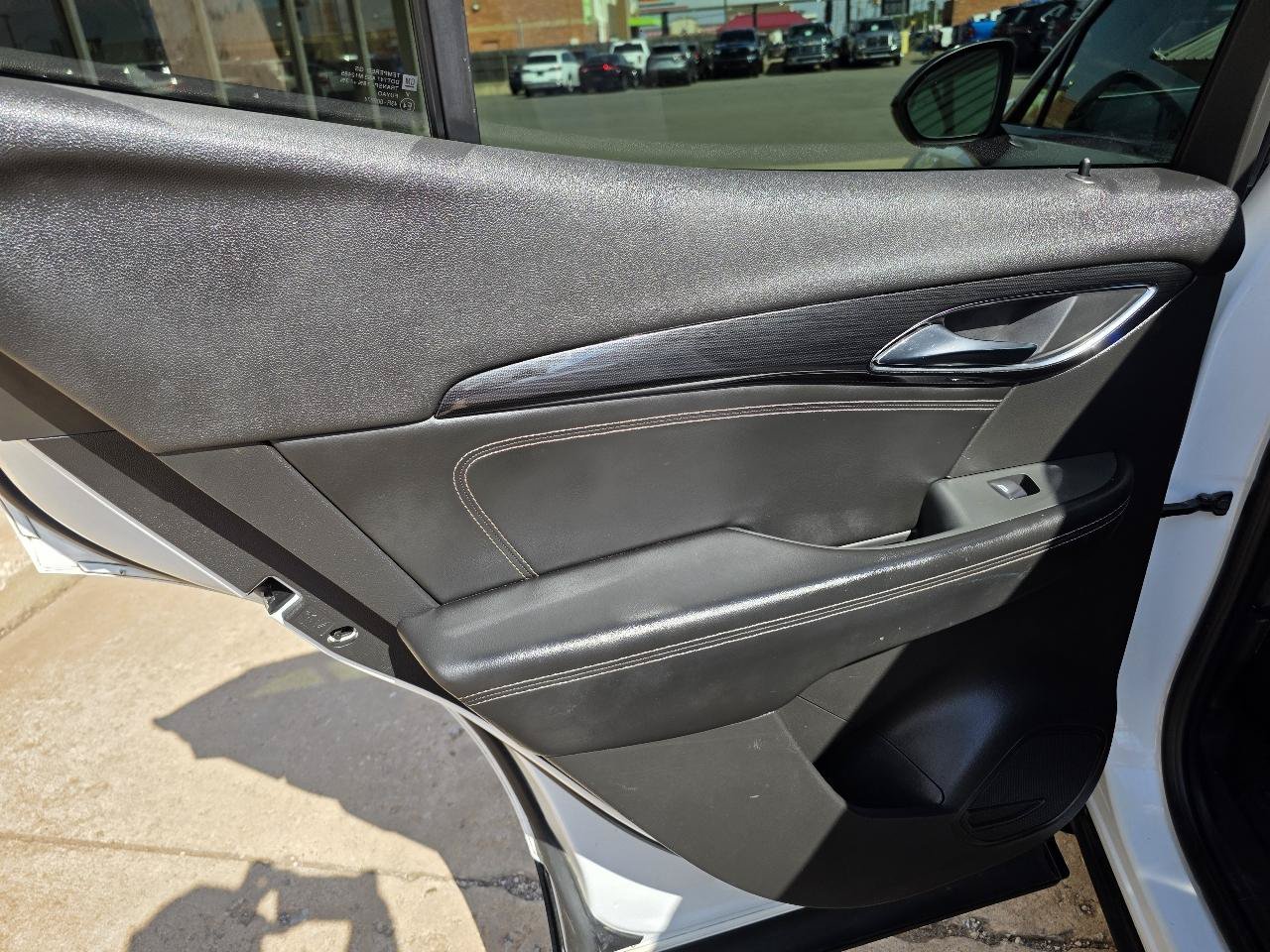 Used 2022 Buick Envision Essence w/ Technology Package II FWD image 23