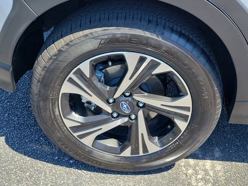 Used 2024 Subaru Crosstrek 2.0i Premium image 10