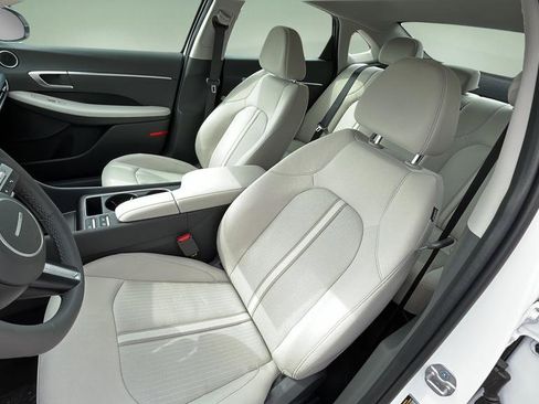 New 2026 Hyundai Sonata SEL FWD image 16