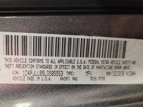 Used 2020 Jeep Cherokee Latitude Plus FWD image 33