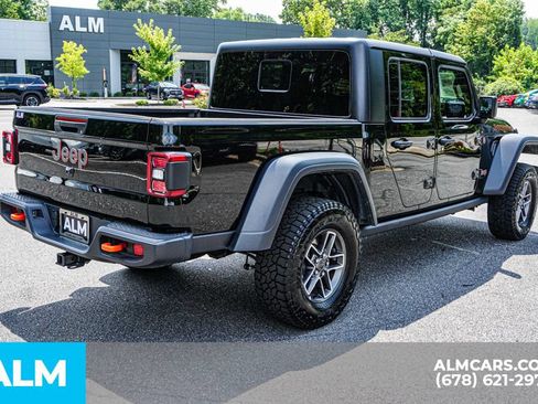 Used 2026 Jeep Gladiator Mojave AWD/4WD image 5