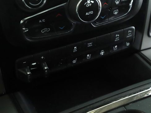 Used 2016 RAM 1500 Sport w/ Convenience Group image 16