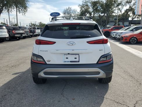 Used 2022 Hyundai Kona Limited image 8