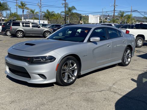 Used 2021 Dodge Charger R/T image 2