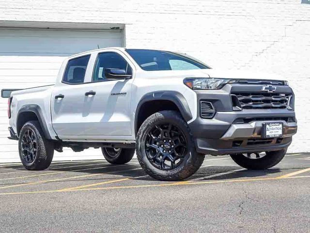New 2026 Chevrolet Colorado Trail Boss AWD/4WD image 2