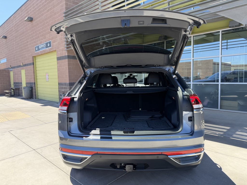 Used 2023 Volkswagen Atlas Cross Sport SEL AWD/4WD image 37