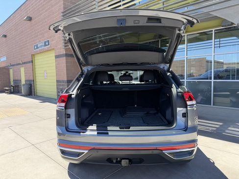 Used 2023 Volkswagen Atlas Cross Sport SEL image 37
