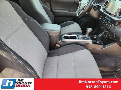 Used 2023 Toyota Tacoma TRD Off-Road RWD image 15