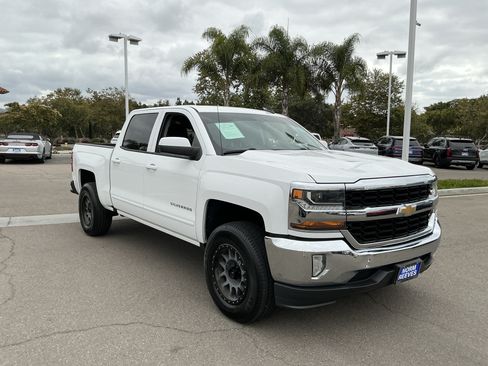 Used 2017 Chevrolet Silverado 1500 LT w/ All Star Edition RWD image 7