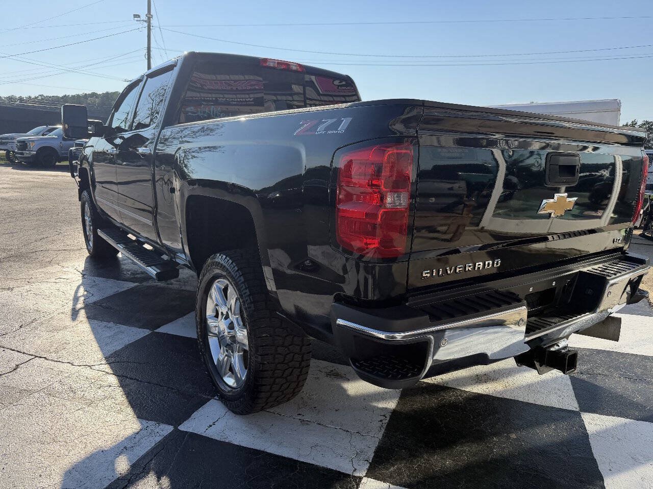 Used 2019 Chevrolet Silverado 2500 LTZ w/ Duramax Plus Package AWD/4WD image 7