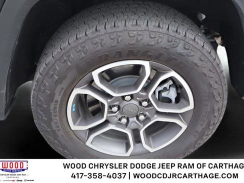 Used 2023 Jeep Grand Cherokee Trailhawk AWD/4WD image 10