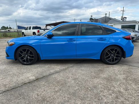 Used 2022 Honda Civic Sport Touring image 3