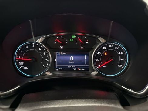 Used 2020 Chevrolet Equinox LT image 13