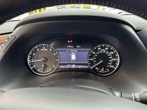 Used 2021 Nissan Armada SL w/ Captain's Chairs Package image 25