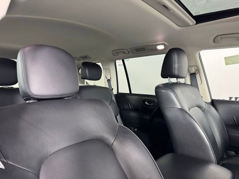 Used 2024 Nissan Armada SL w/ Captain's Chairs Package image 36