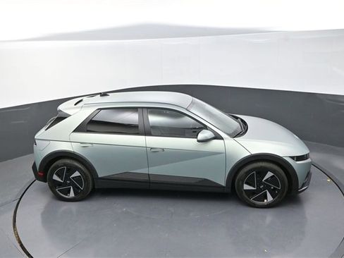 New 2026 Hyundai Ioniq 5 SEL image 29