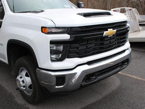 New 2026 Chevrolet Silverado 3500 W/T w/ WT Convenience Package image 5