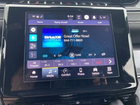 Used 2023 Jeep Grand Cherokee L Laredo image 36