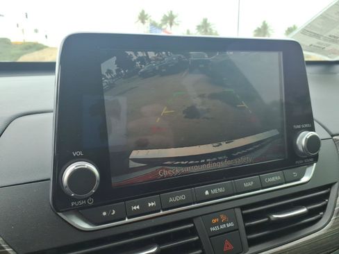 Certified 2022 Nissan Altima 2.5 SL FWD image 25