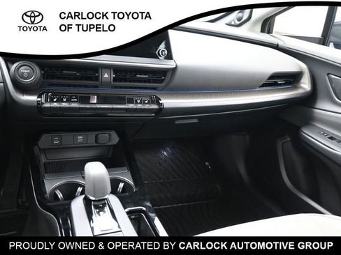 Used 2025 Toyota Prius Limited image 27