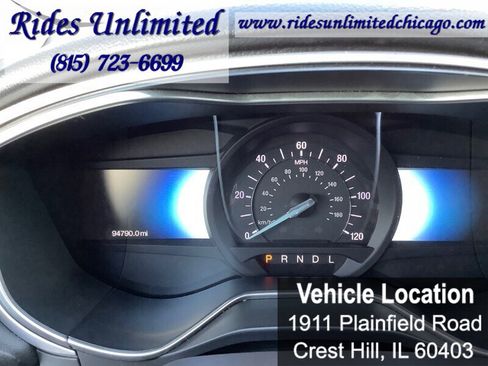 Used 2015 Ford Fusion SE image 16