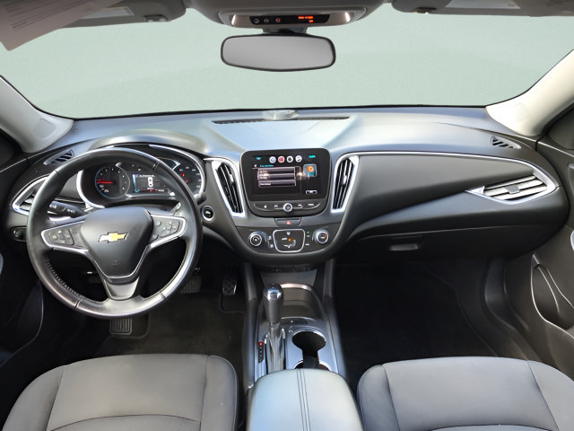 Used 2018 Chevrolet Malibu LT w/ Redline Edition FWD image 15
