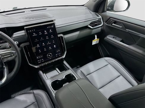 New 2026 GMC Acadia Elevation image 24