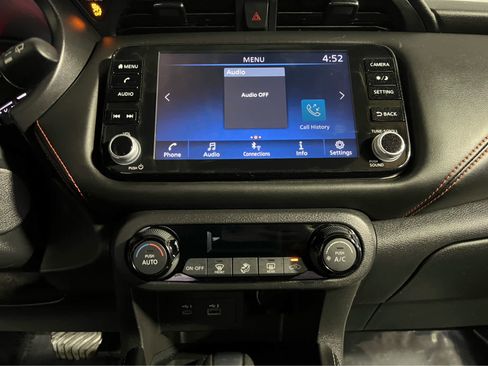 Used 2023 Nissan Kicks SR w/ Interior Electronics Package FWD image 12