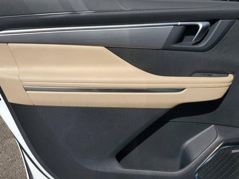 New 2026 Buick Enclave Preferred w/ Super Cruise Package image 11