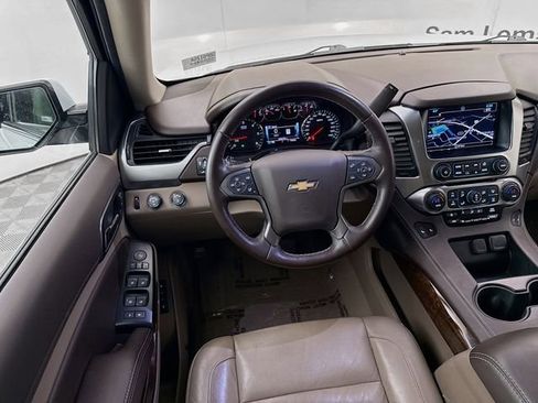 Used 2019 Chevrolet Tahoe LT w/ LT Signature Package image 25