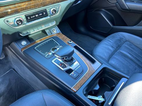 Used 2018 Audi Q5 2.0T Premium Plus w/ Premium Plus Package image 20